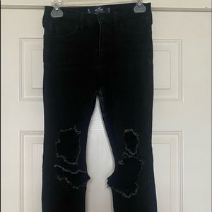 Hollister ripped jean
